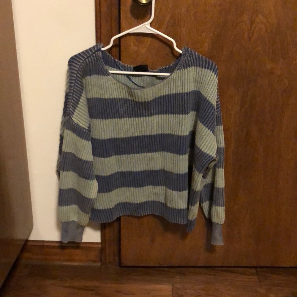 Wide neck stripe sweater